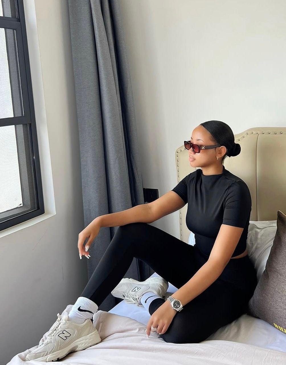 Dee - Professional massage therapist specializing in Nuru Massage, Therapeutic Massage, Stress Relief