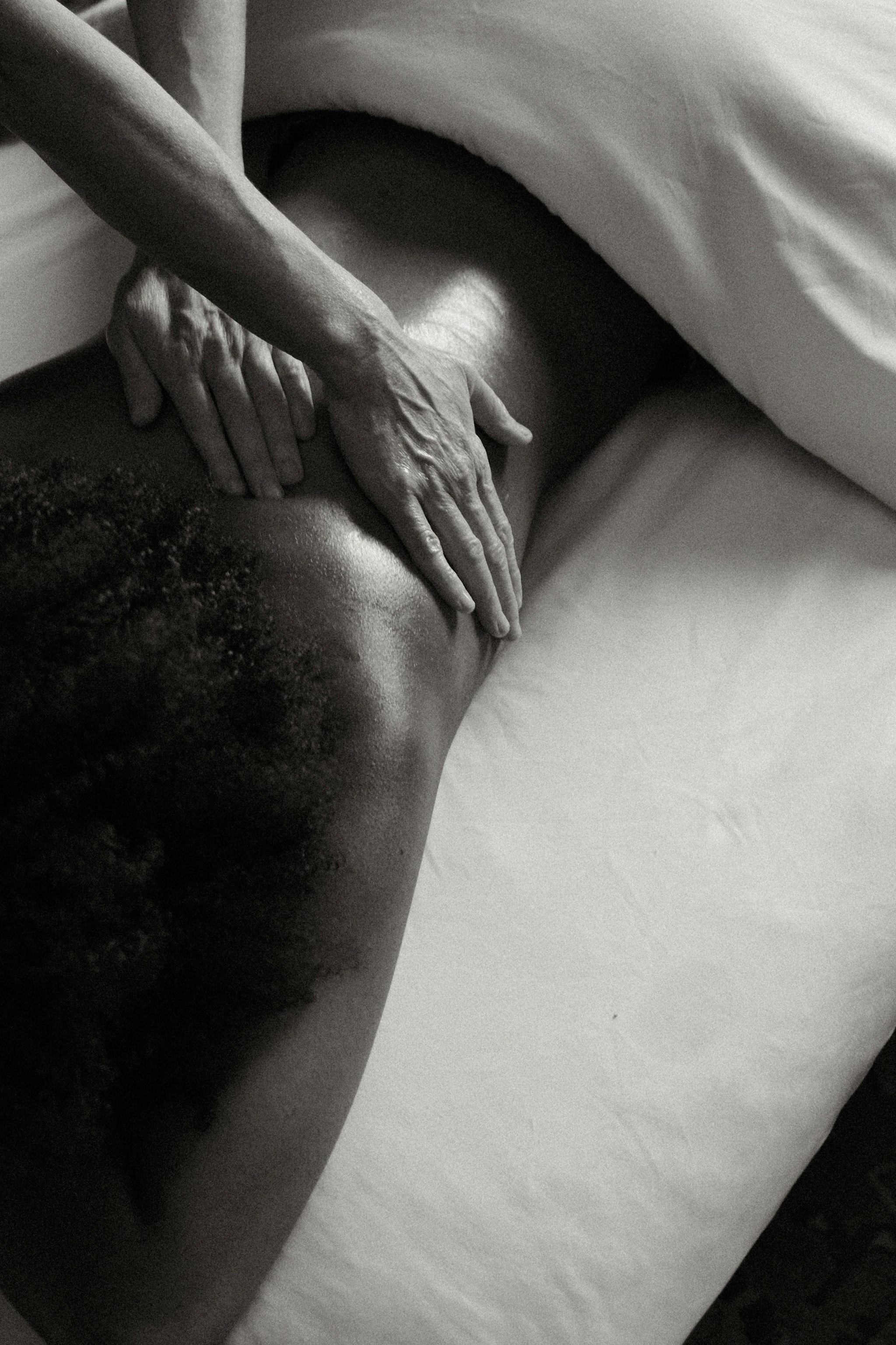Professional mobile massage therapy in Dar es Salaam Tanzania